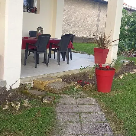 Rouge Calme Et Nature * Allas-Bocage