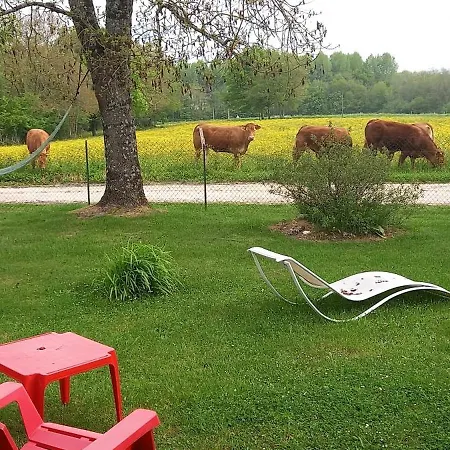 Rouge Calme Et Nature Feriehus Allas-Bocage