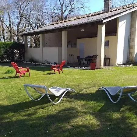Rouge Calme Et Nature Feriehus