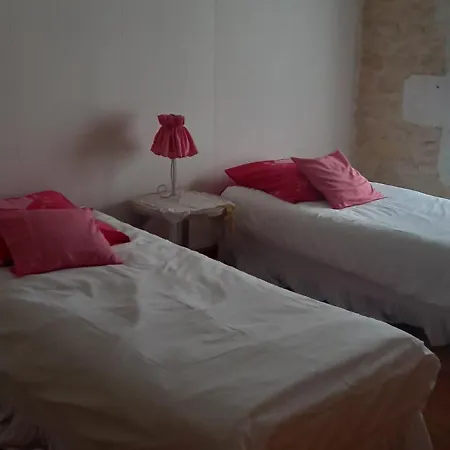 度假居 Rouge Calme Et Nature *