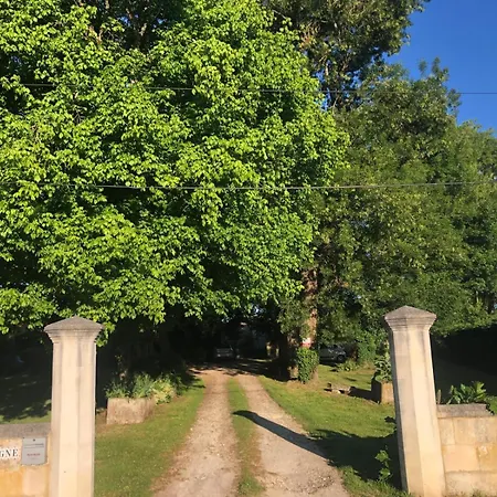 Rouge Calme Et Nature *