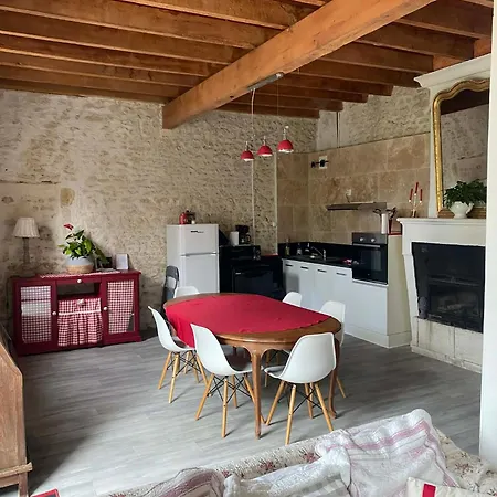 Rouge Calme Et Nature Allas-Bocage