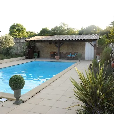 Rouge Calme Et Nature *