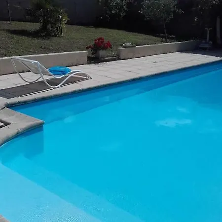 Rouge Calme Et Nature *