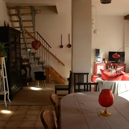 Rouge Calme Et Nature Allas-Bocage