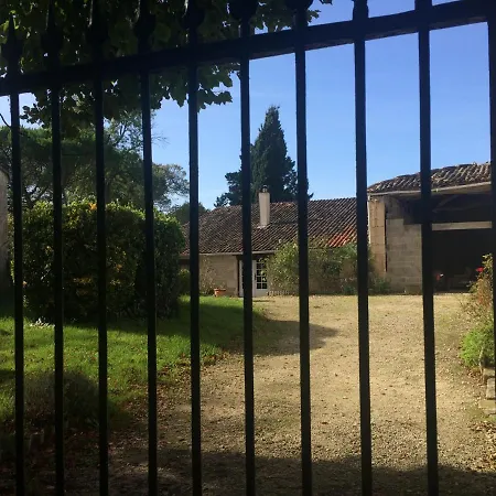 Vakantiehuis Rouge Calme Et Nature