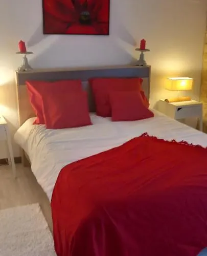 Rouge Calme Et Nature Vakantiehuis *