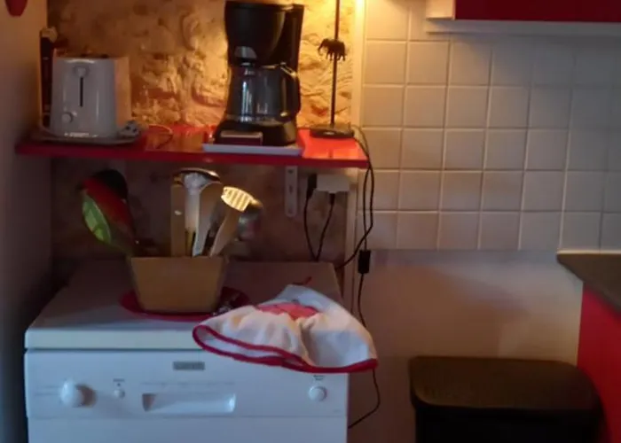 Vakantiehuis Rouge Calme Et Nature *