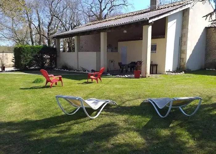 Rouge Calme Et Nature Vakantiehuis