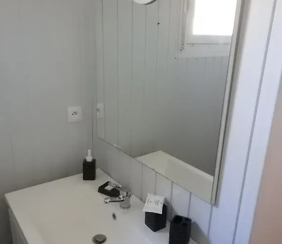 Vakantiehuis Rouge Calme Et Nature *