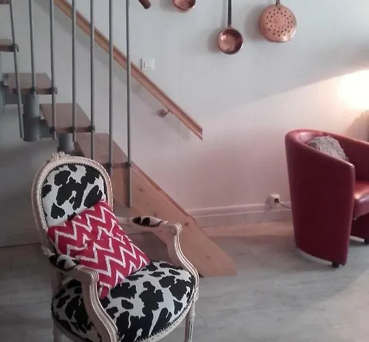 Rouge Calme Et Nature *