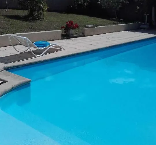 Rouge Calme Et Nature *